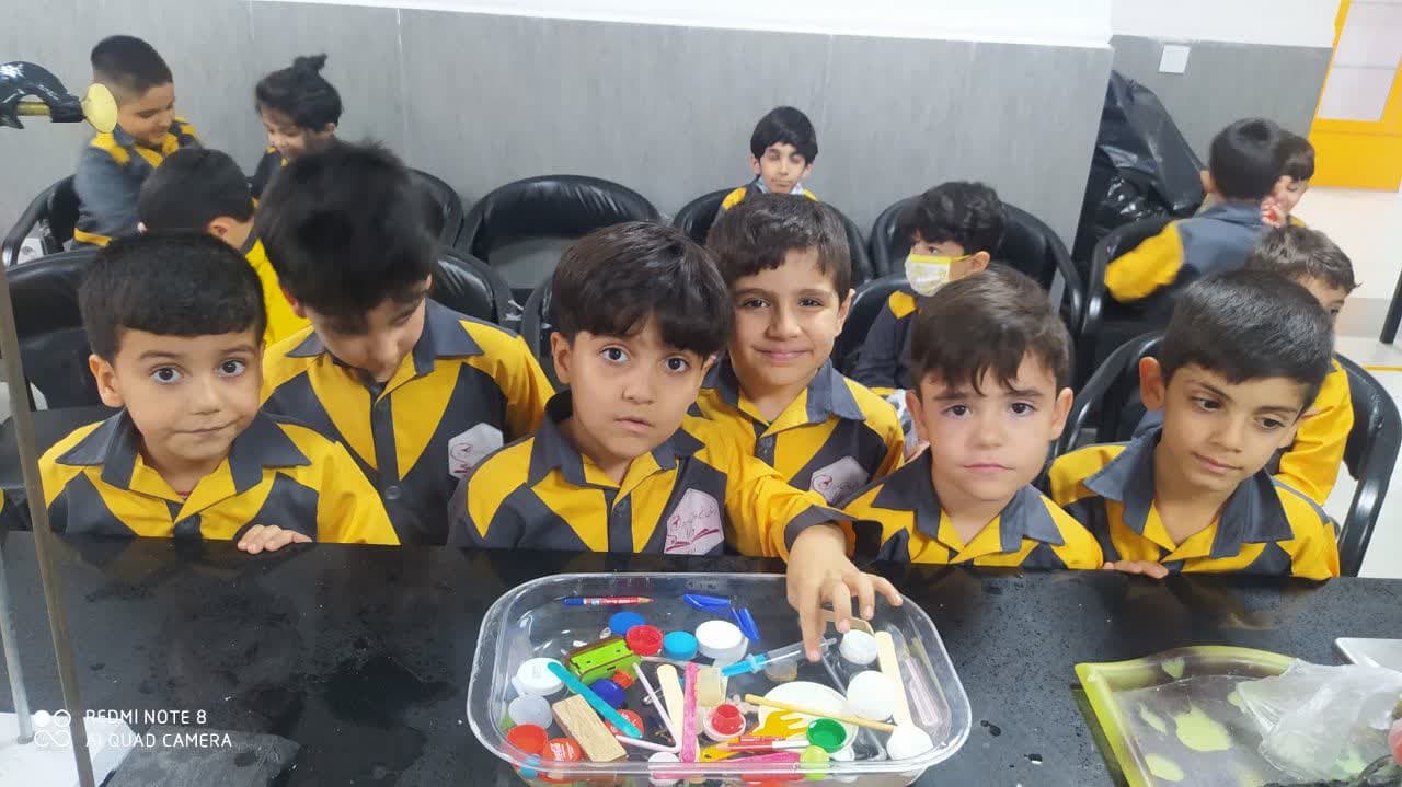 زیر آب روی آب